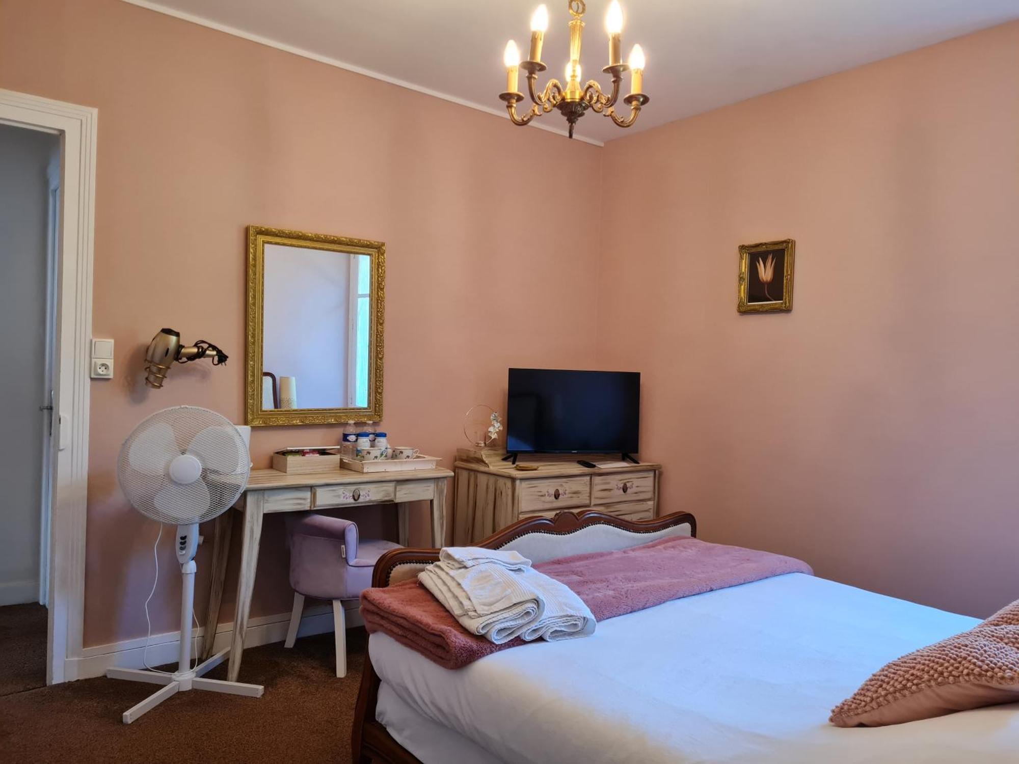 Fleur De Lys Bed & Breakfast Ansac-sur-Vienne Dış mekan fotoğraf